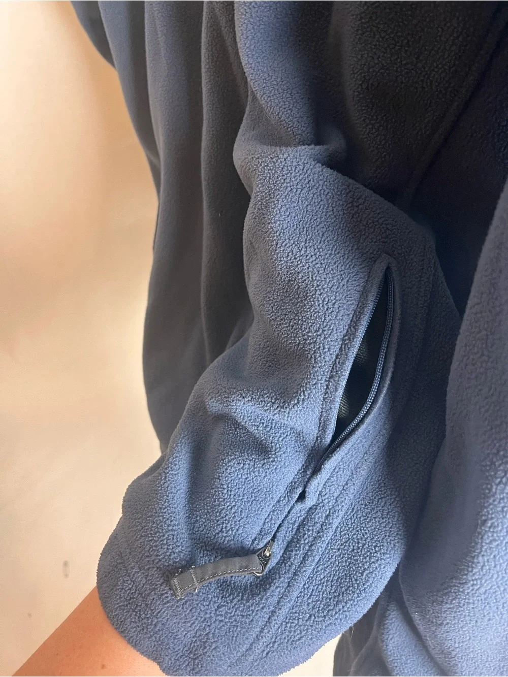 The North Face Men's Slate Blue Full-Zip Fleece Jacket with Black Stripe